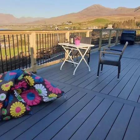 Casa vacanze Tom Jacks, Coastal Views And Walks Connemara