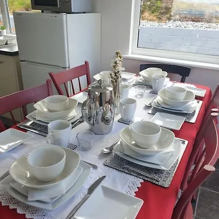 Casa vacanze Tom Jacks, Coastal Views And Walks Connemara